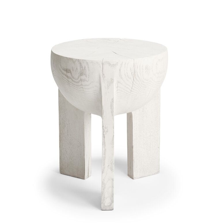 Pedestal table made of wood with pickled finish.